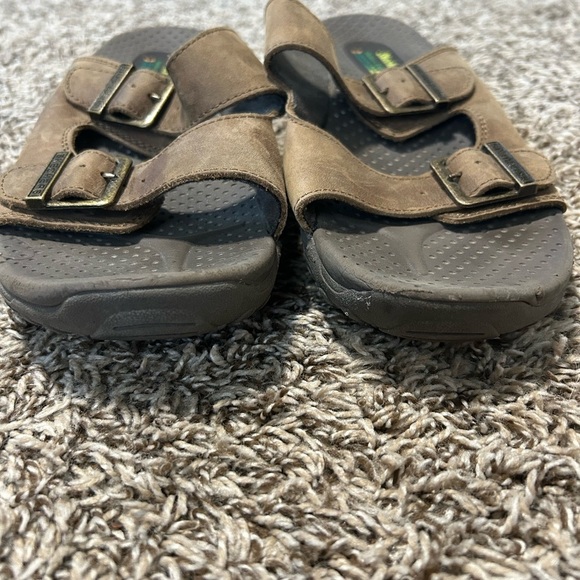 Woman's SKETCHERS Brown Adjustable Double Strap Slide Sandals Size 9. - Picture 6 of 10